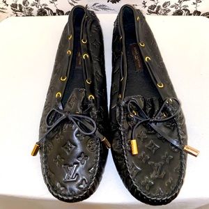 Louis Vuitton Monogram Leather Gloria Loafers